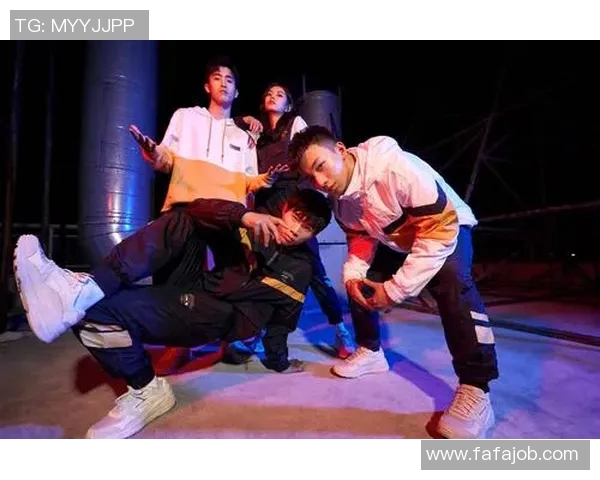 南京街舞队的运营体系与战术解析:打造街舞文化新高地的成功之路 南京街舞队的运营体系与战术解析:打造街舞文化新高地的成功之路