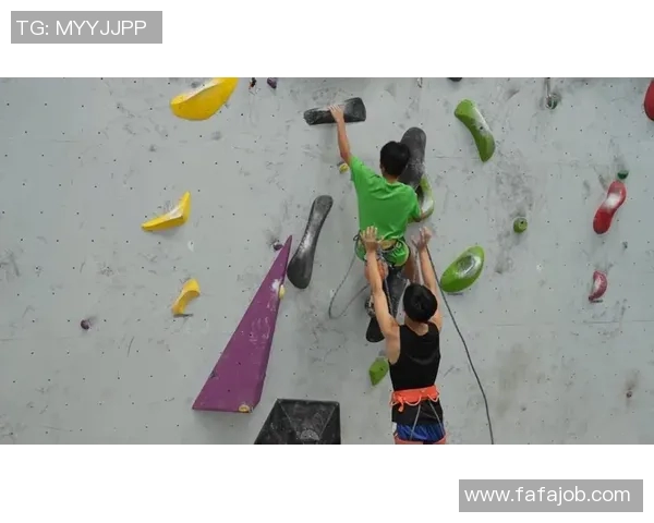 重庆攀岩队防反革新探索新策略助力竞技水平提升与团队协作增强