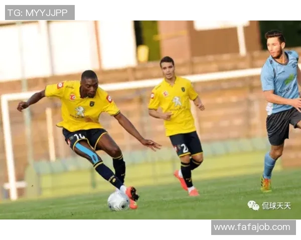 沙特鲁与索肖激战在即谁能在法乙赛场上笑到最后 沙特鲁与索肖激战在即谁能在法乙赛场上笑到最后