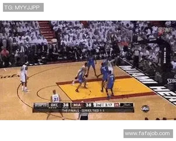 热火勇士总决赛精彩回放全程回顾与分析带你重温经典对决瞬间 热火勇士总决赛精彩回放全程回顾与分析带你重温经典对决瞬间