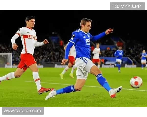 赫尔城主场迎战雷丁争夺关键三分精彩赛事不容错过 赫尔城主场迎战雷丁争夺关键三分精彩赛事不容错过