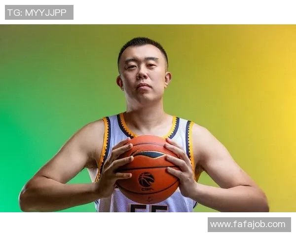 韩德君的篮球人生:从青涩少年到CBA传奇的奋斗与荣耀 韩德君的篮球人生:从青涩少年到CBA传奇的奋斗与荣耀