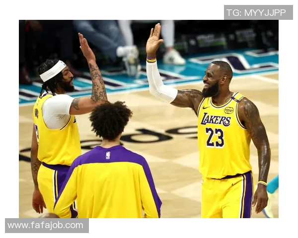 2012至2013赛季快船与湖人对决回顾及精彩瞬间分析 2012至2013赛季快船与湖人对决回顾及精彩瞬间分析