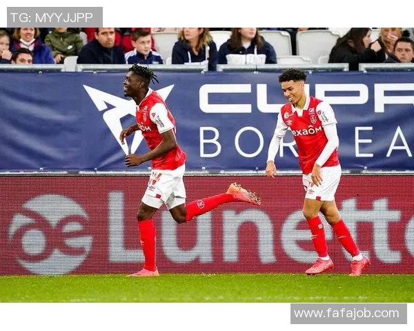 Fc尚布与克莱蒙特的精彩对决揭示足球战术的魅力与团队协作的重要性 Fc尚布与克莱蒙特的精彩对决揭示足球战术的魅力与团队协作的重要性