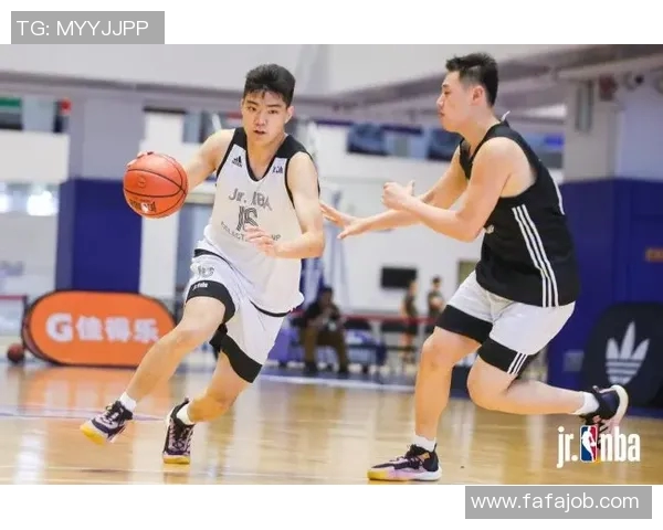 张骋宇的成长之路：从青涩少年到职场精英的蜕变故事